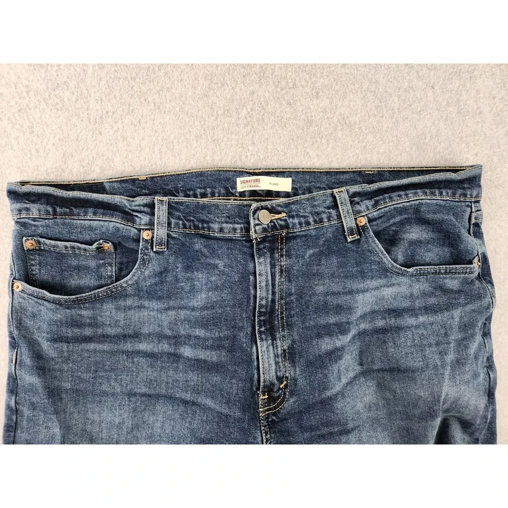 Levi Strauss Signature Men Relaxed Fit Cotton Denim Work Jeans 42x32 Medium Blue